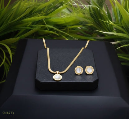 Snazzy Luna Essence Set S2