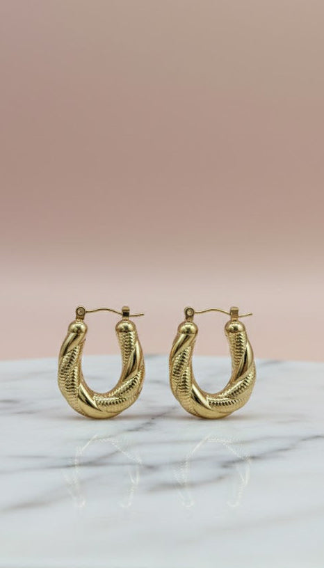 Snazzy Antique Style Twist Hoops E3