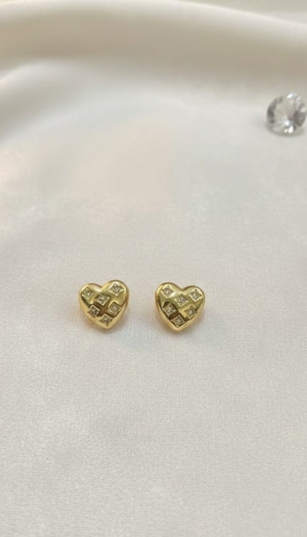 Snazzy Essential Gold Heart Earrings E4