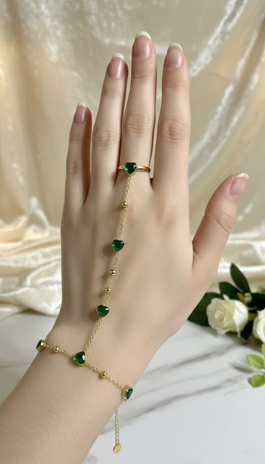 Snazzy Evergreen Heart Finger Bracelet RB2