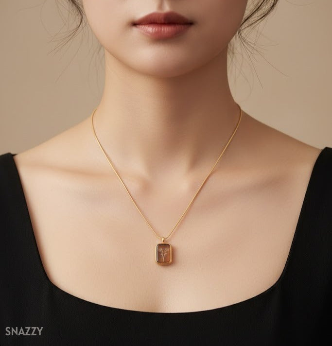Snazzy Antique Amber Charm Necklace/Chain N2